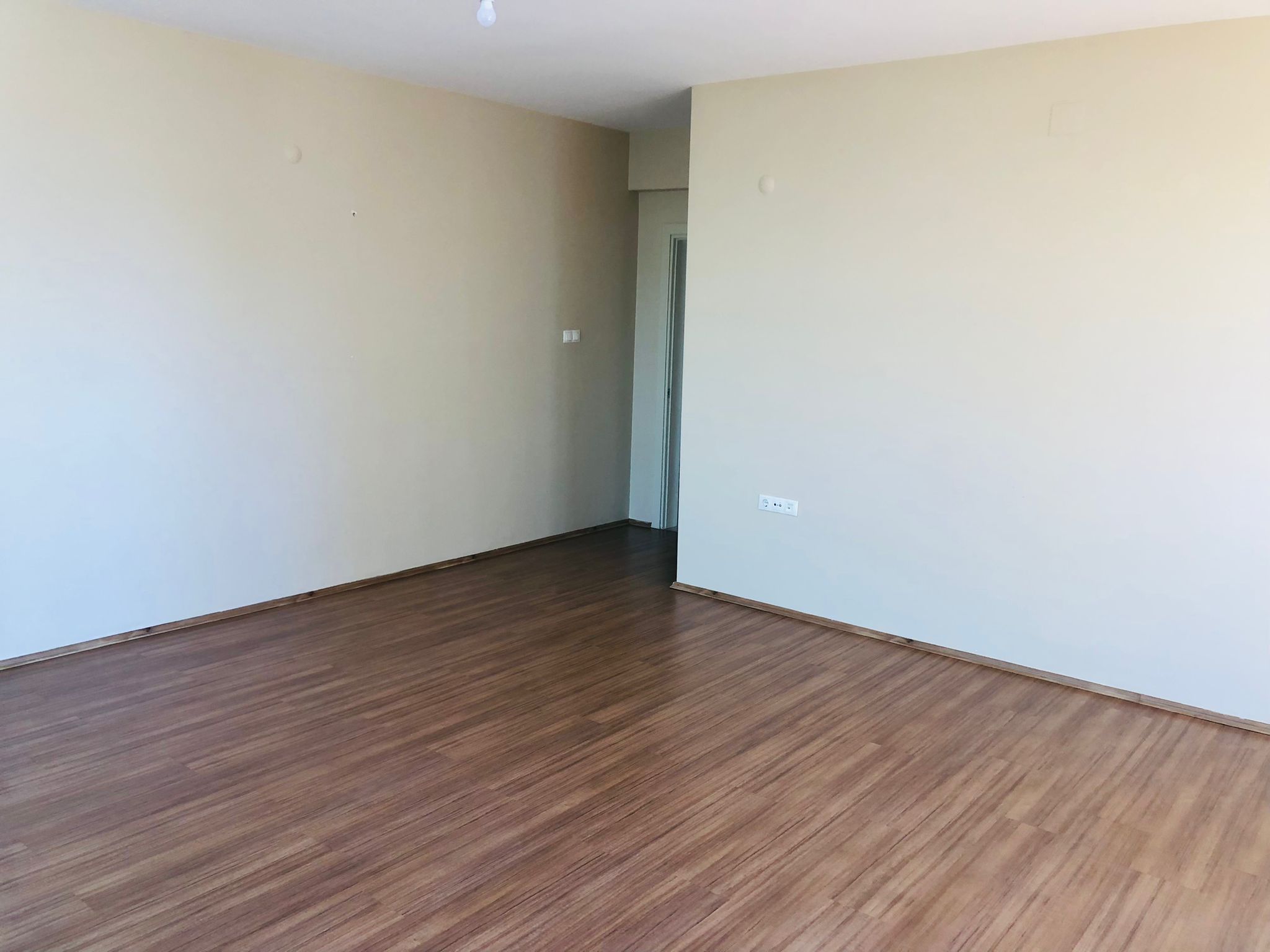 UŞAK'TA 4+1 LÜX DAİRE